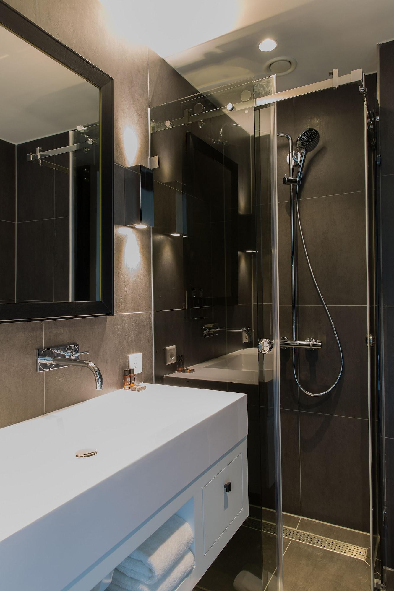 B-Aparthotel Kennedy Хага Екстериор снимка