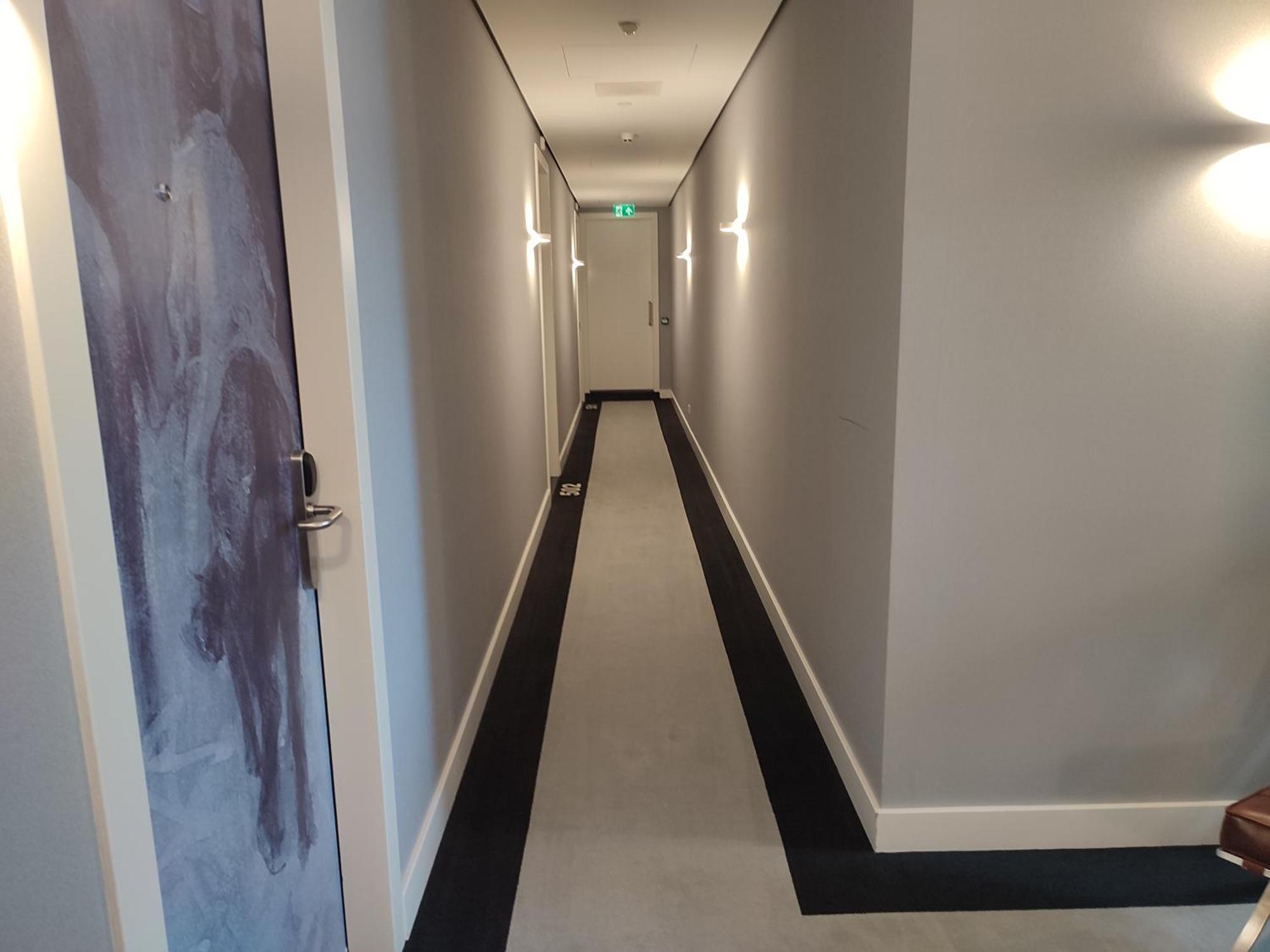 B-Aparthotel Kennedy Хага Екстериор снимка