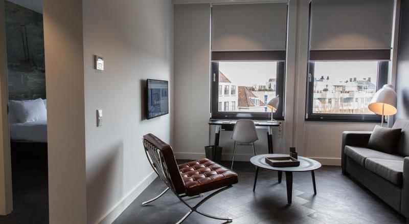 B-Aparthotel Kennedy Хага Екстериор снимка
