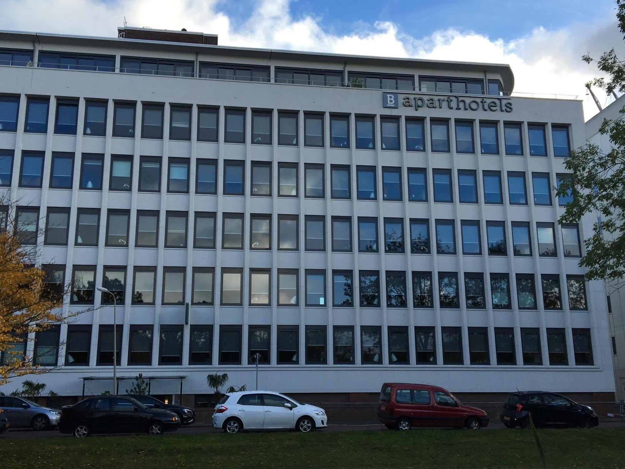 B-Aparthotel Kennedy Хага Екстериор снимка
